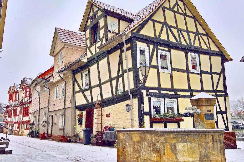 Fachwerkhaus Mitten In Der Altstadt - Ferien In Rotenburg Rotenburg an der Fulda Eksteriør billede